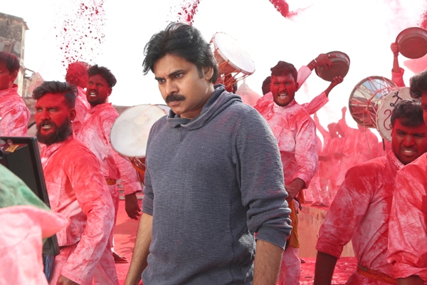 Agnyaathavaasi Trailer Updates